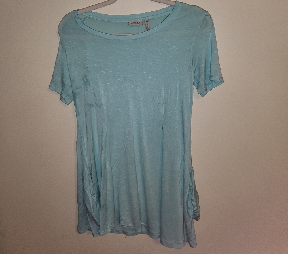 LOGO by Lori Goldstein Light Blue Short Sleeve Tee